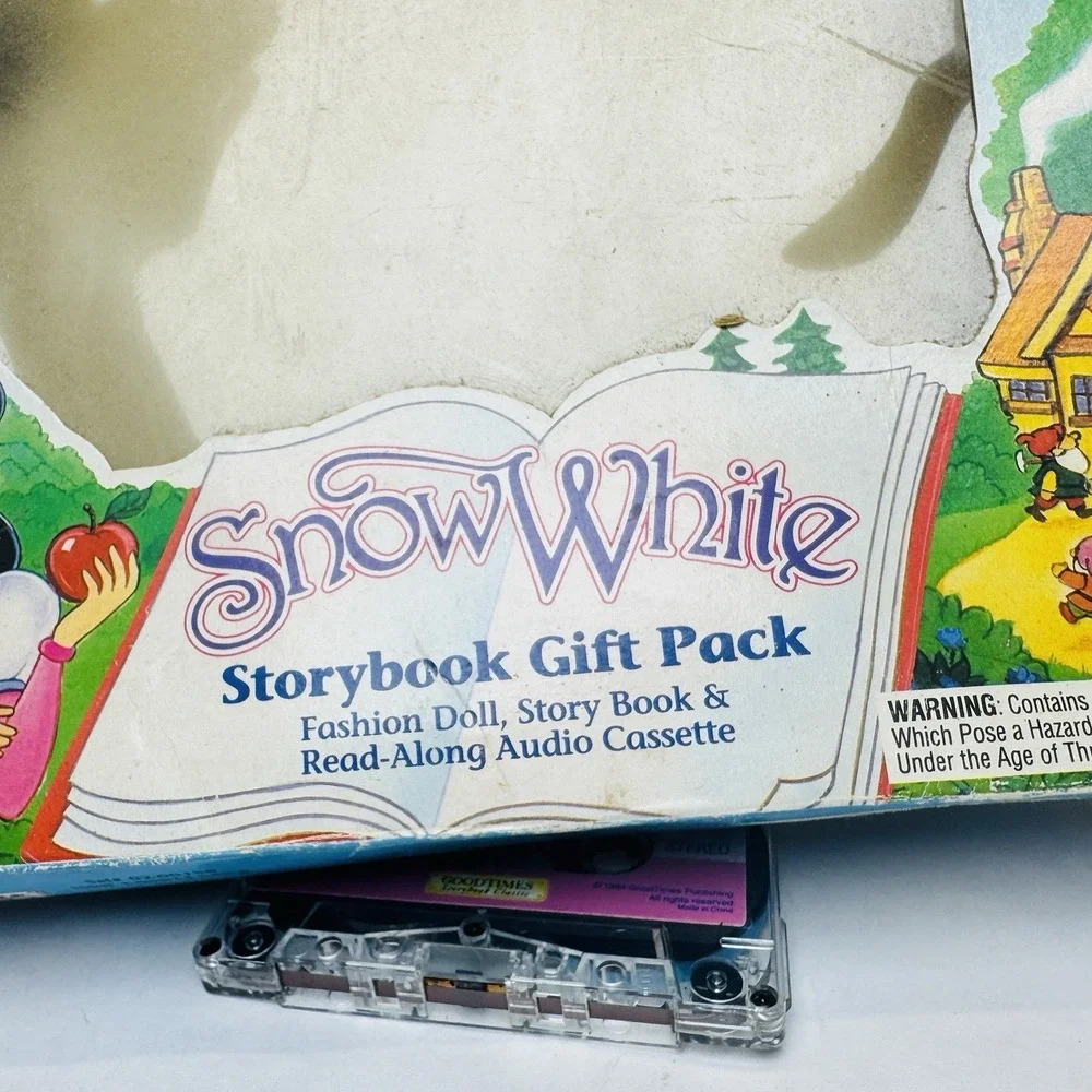 Vintage Snow White‎ Storybook Gift Pack Doll Read-A-Long Audio Cassette Book Set